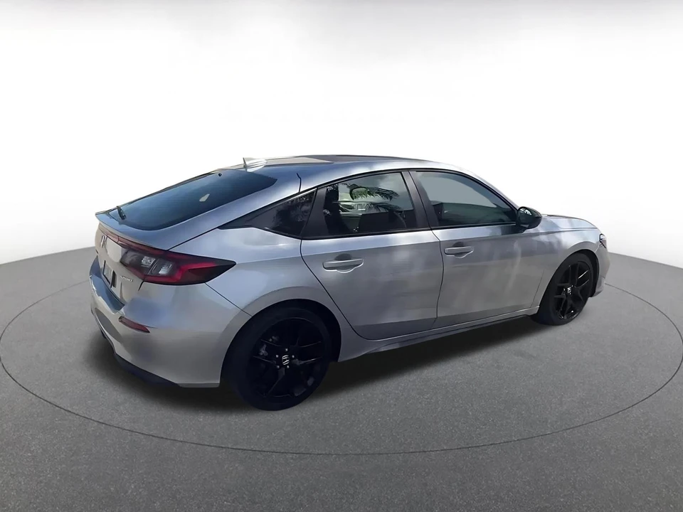 2025 Honda Civic 11th Gen - Image 15 of 31