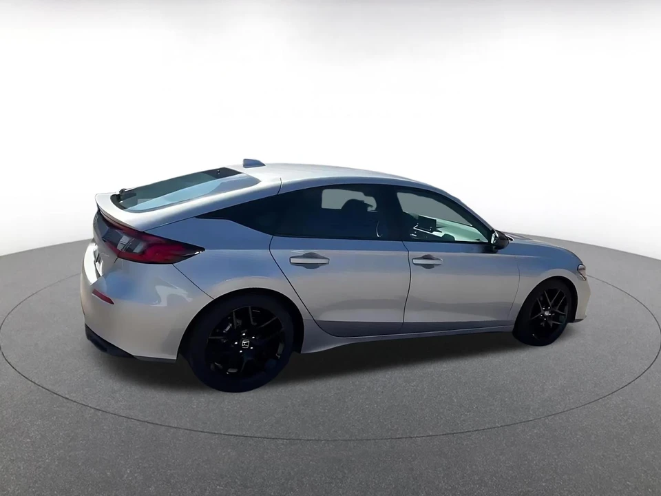 2025 Honda Civic 11th Gen - Image 16 of 31