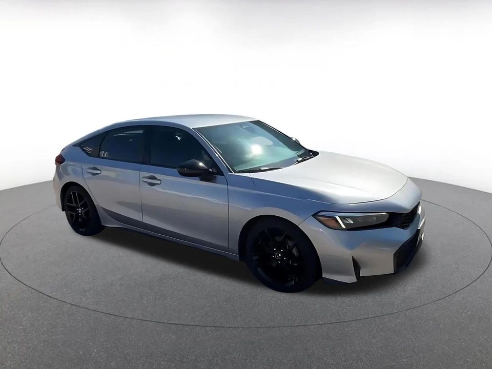 2025 Honda Civic 11th Gen - Image 2 of 31