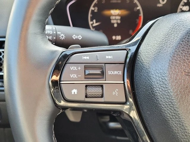 2025 Honda Civic 11th Gen - Image 19 of 27