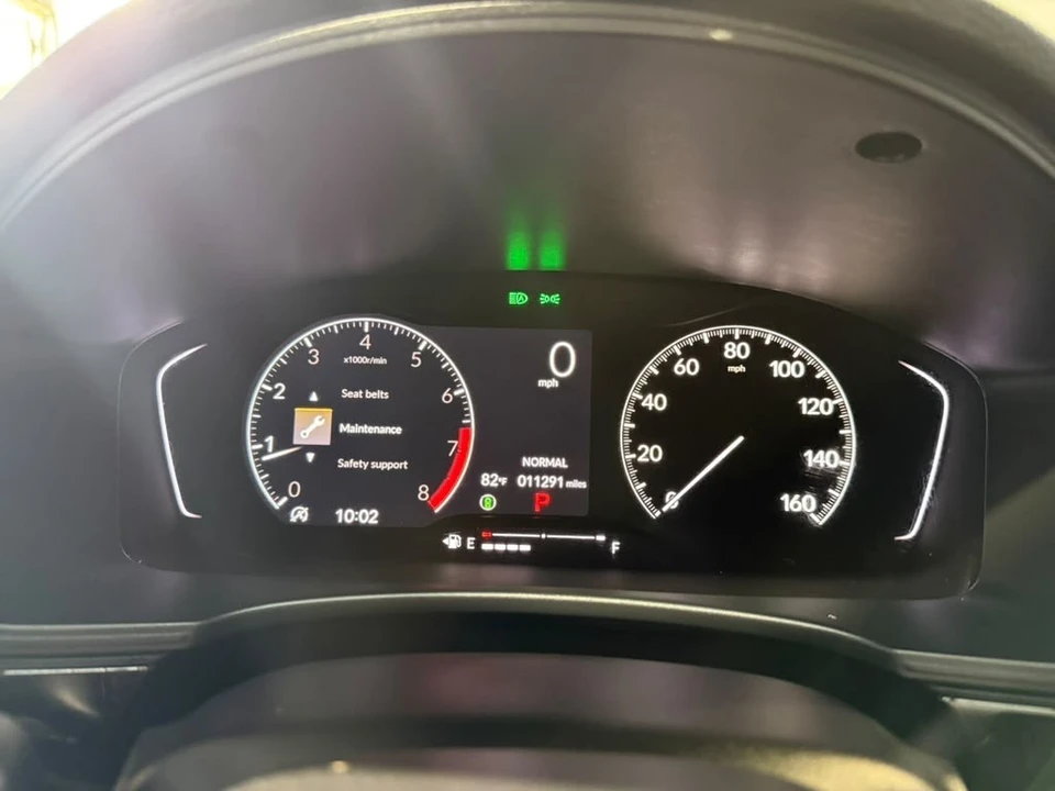 2025 Honda Civic 11th Gen - Image 15 of 31