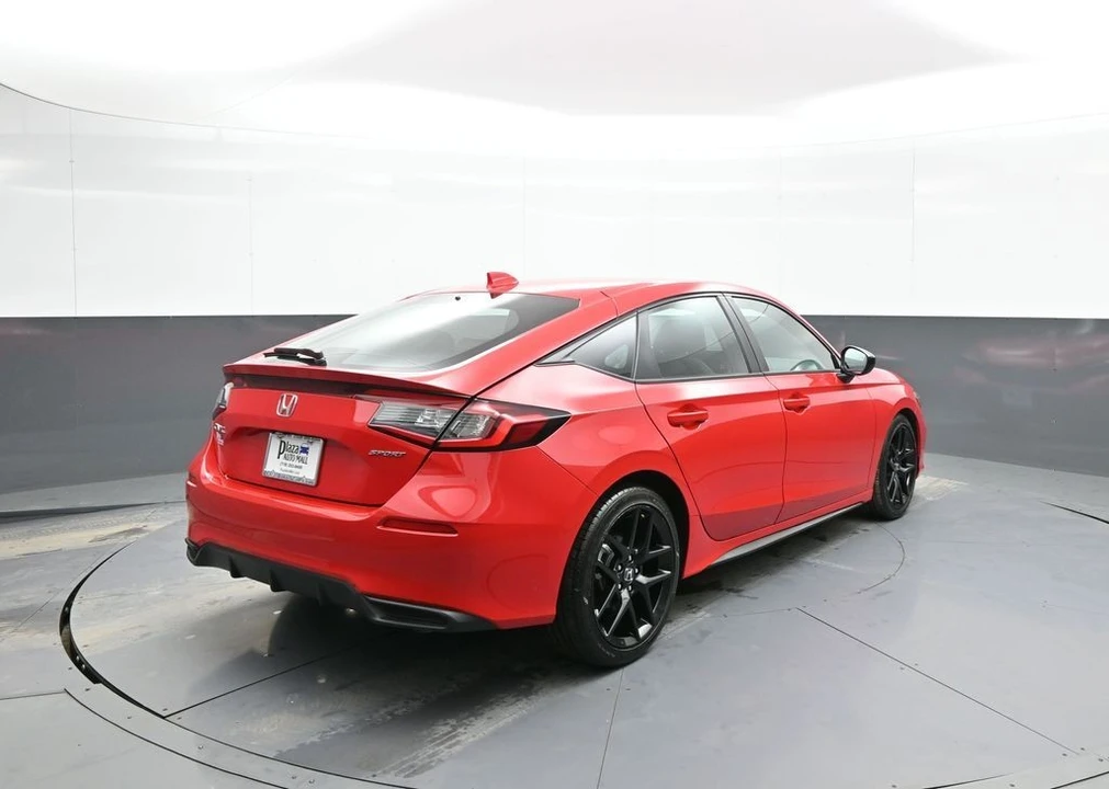 2025 Honda Civic 11th Gen - Image 6 of 21