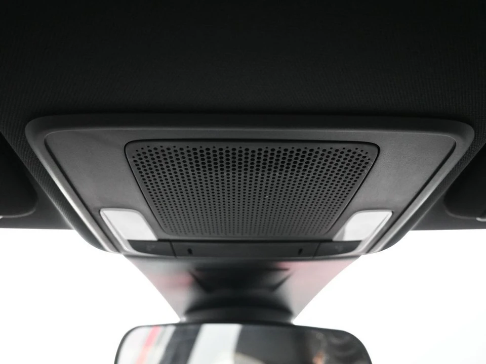 2025 Honda Civic 11th Gen - Image 17 of 21