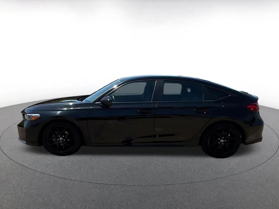 2025 Honda Civic 11th Gen - Image 9 of 31