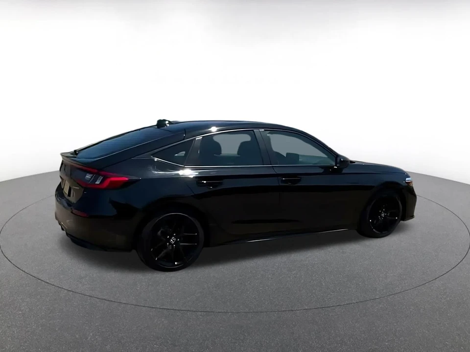 2025 Honda Civic 11th Gen - Image 15 of 31