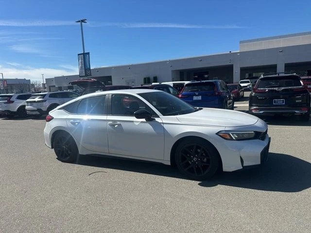 2025 Honda Civic 11th Gen - Image 2 of 5