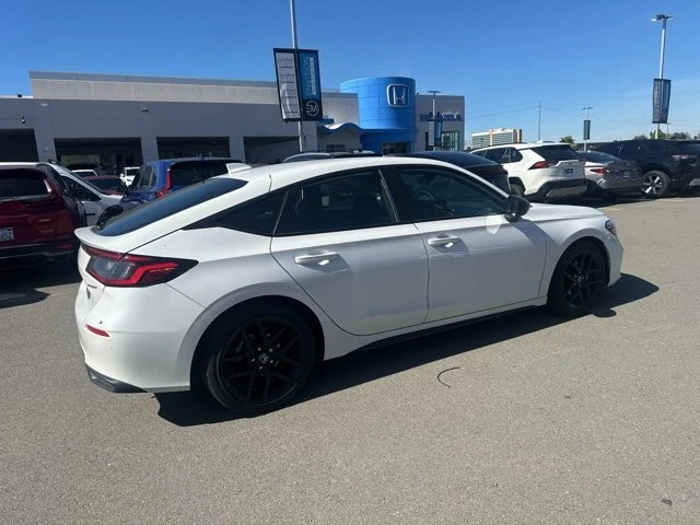 2025 Honda Civic 11th Gen - Image 3 of 5