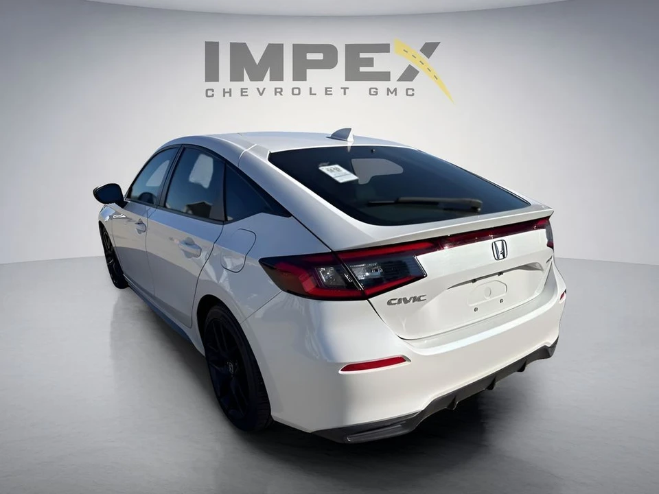 2025 Honda Civic 11th Gen - Image 8 of 31