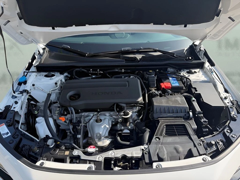2025 Honda Civic 11th Gen - Image 28 of 31