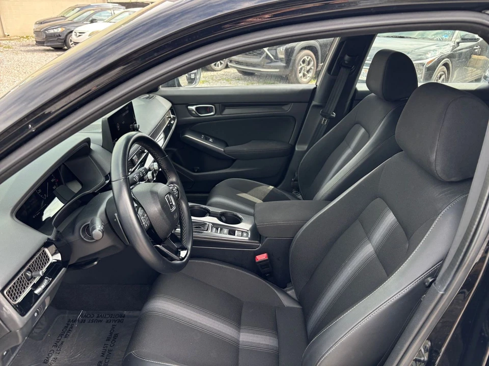 2025 Honda Civic 11th Gen - Image 27 of 31