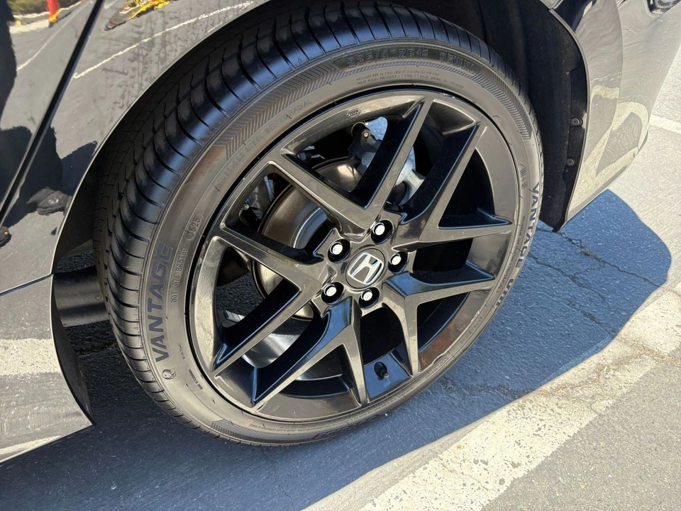 2025 Honda Civic 11th Gen - Image 31 of 31