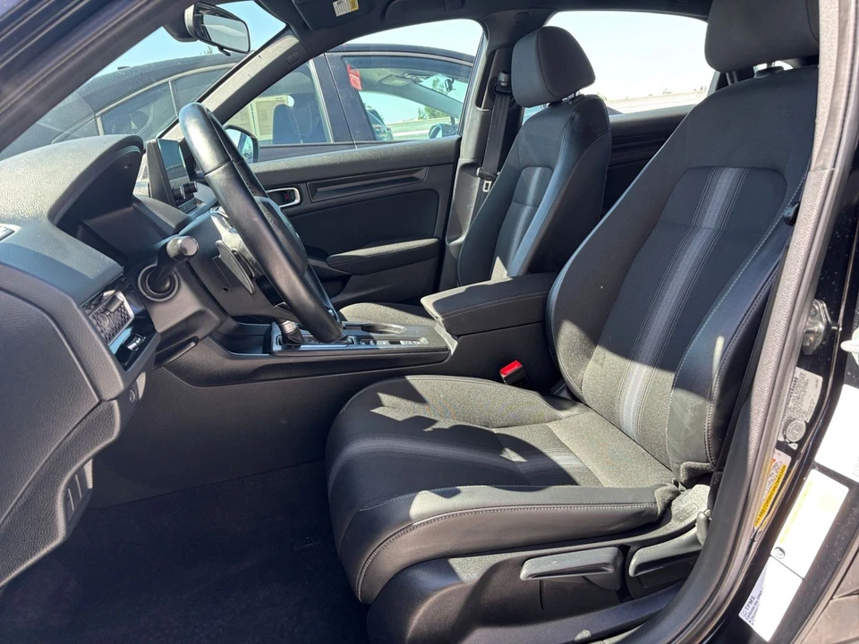 2025 Honda Civic 11th Gen - Image 28 of 31
