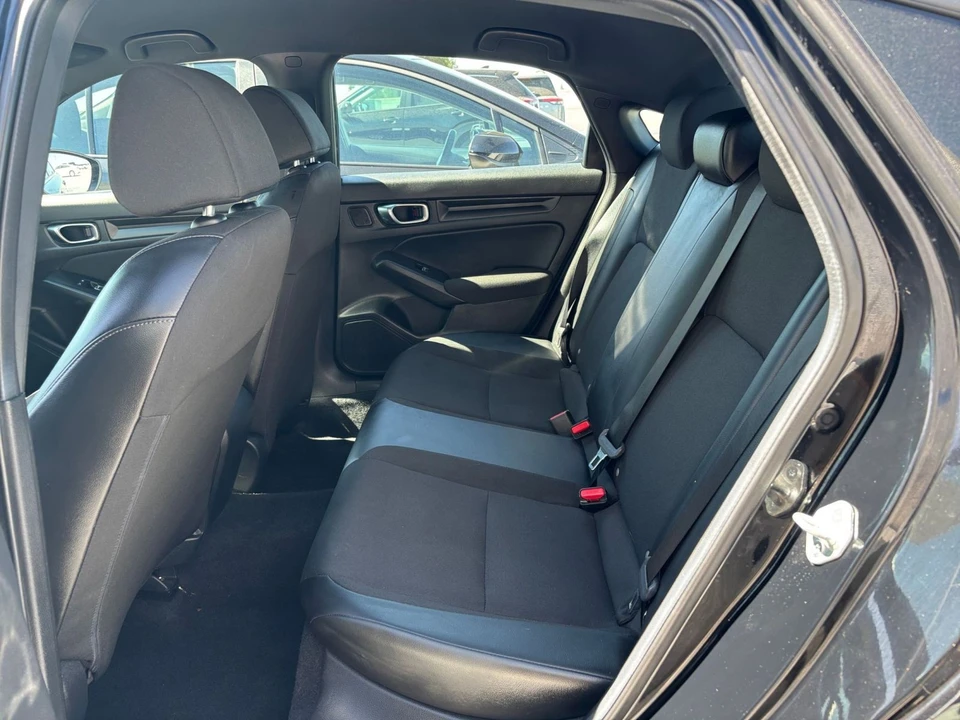 2025 Honda Civic 11th Gen - Image 27 of 31