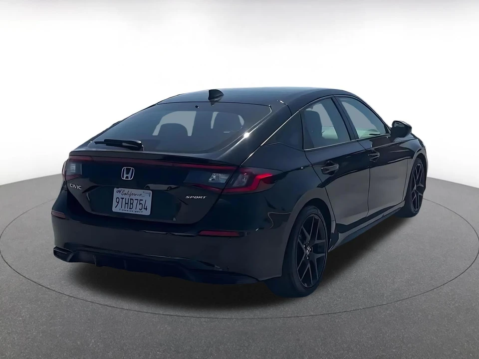 2025 Honda Civic 11th Gen - Image 15 of 31