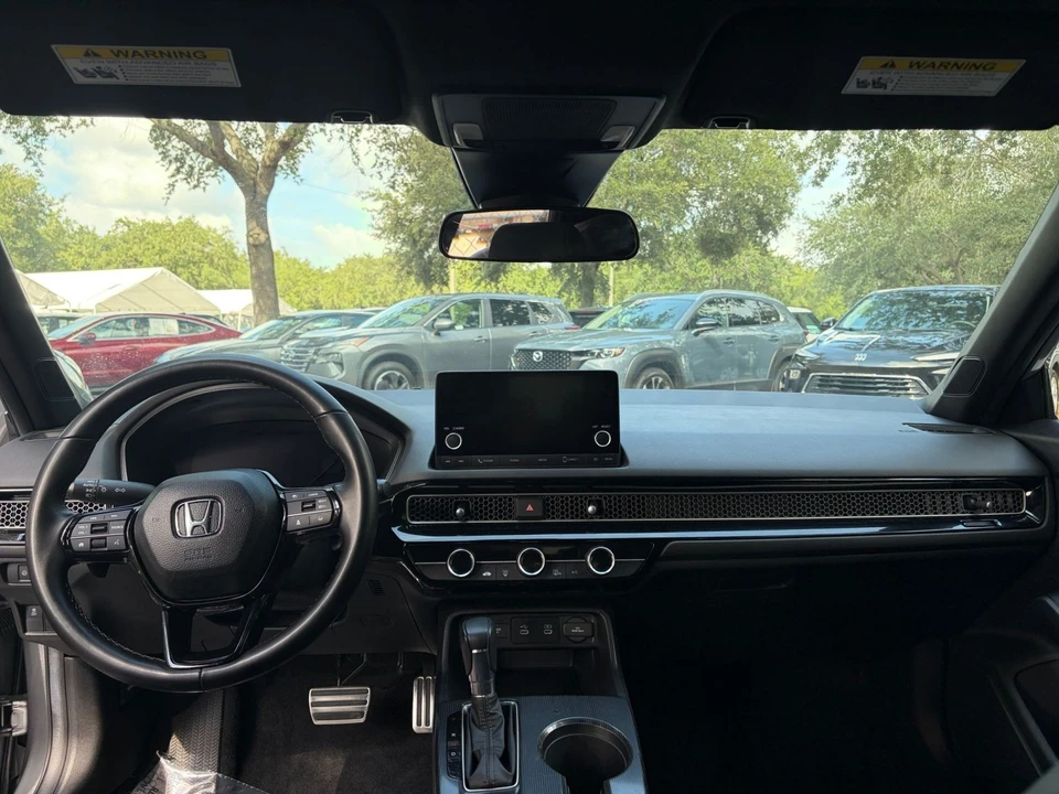 2025 Honda Civic 11th Gen - Image 29 of 31