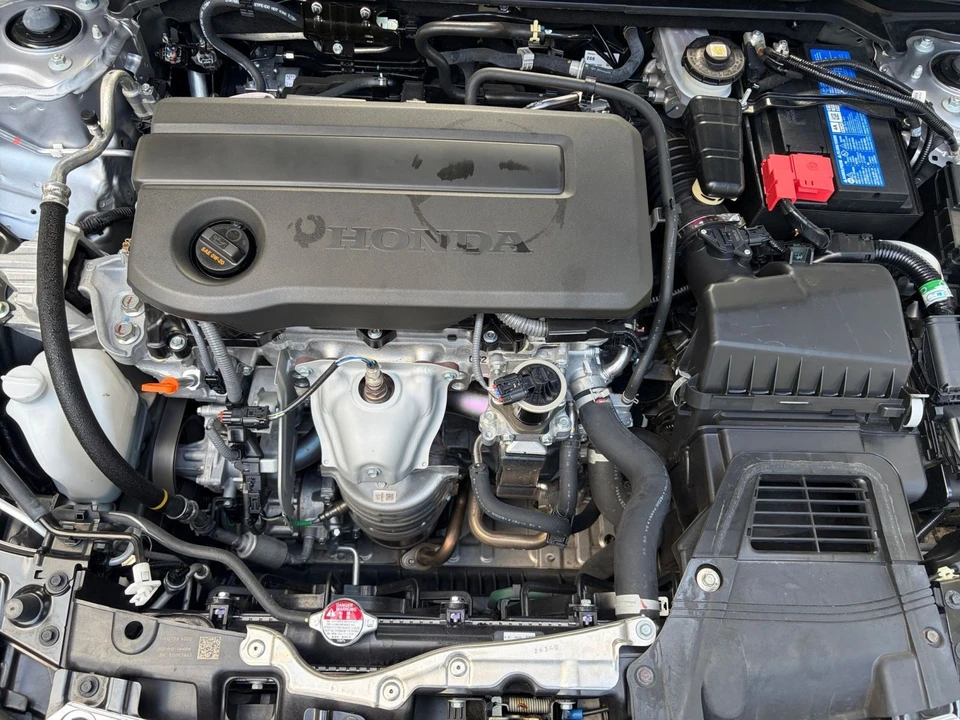 2025 Honda Civic 11th Gen - Image 28 of 31