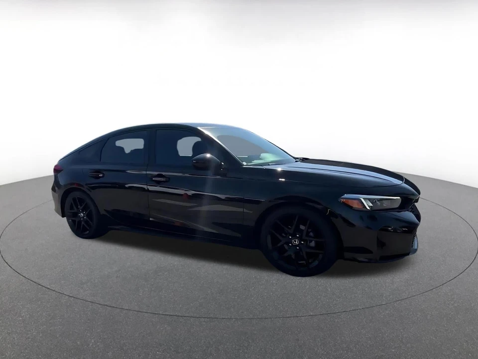 2025 Honda Civic 11th Gen - Image 2 of 31