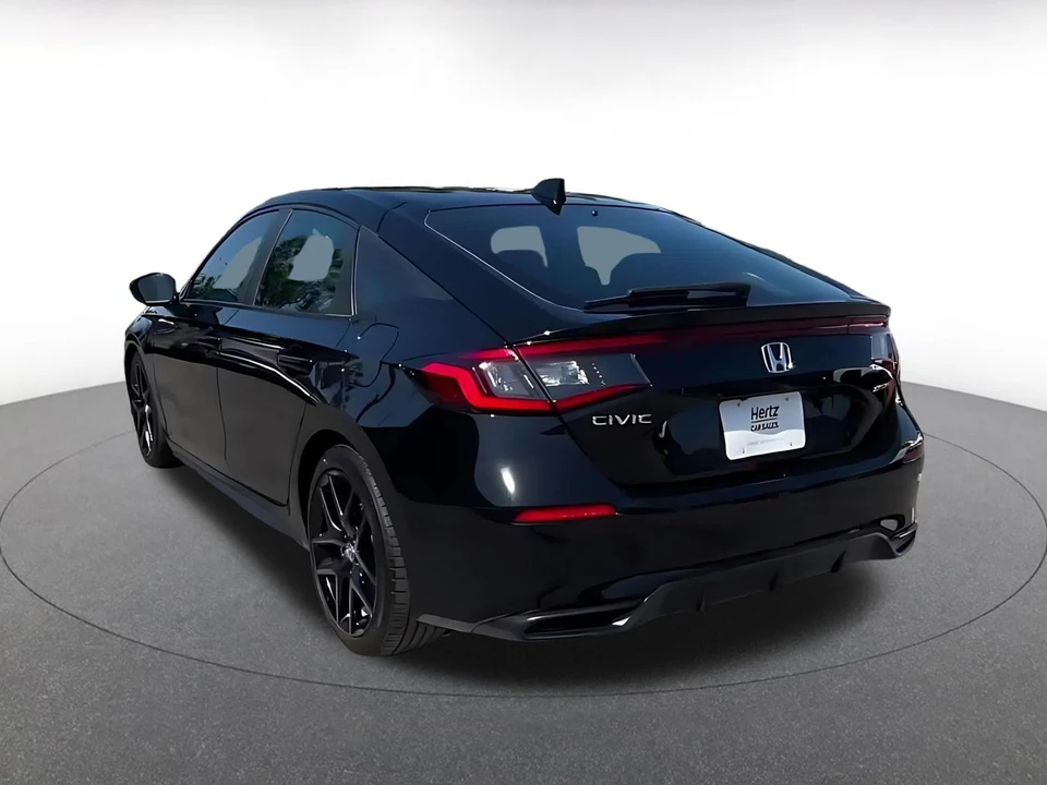 2025 Honda Civic 11th Gen - Image 13 of 31