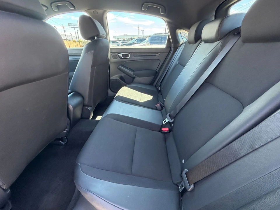 2025 Honda Civic 11th Gen - Image 26 of 31