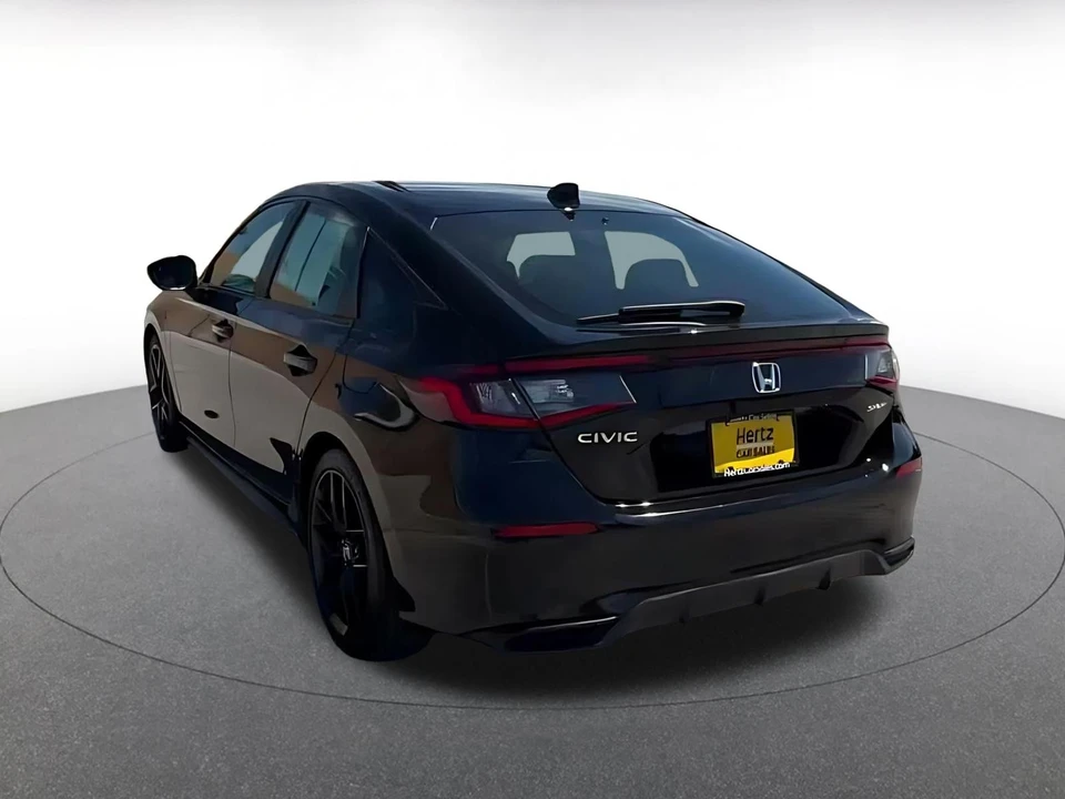 2025 Honda Civic 11th Gen - Image 12 of 31