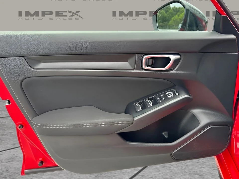 2025 Honda Civic 11th Gen - Image 20 of 30