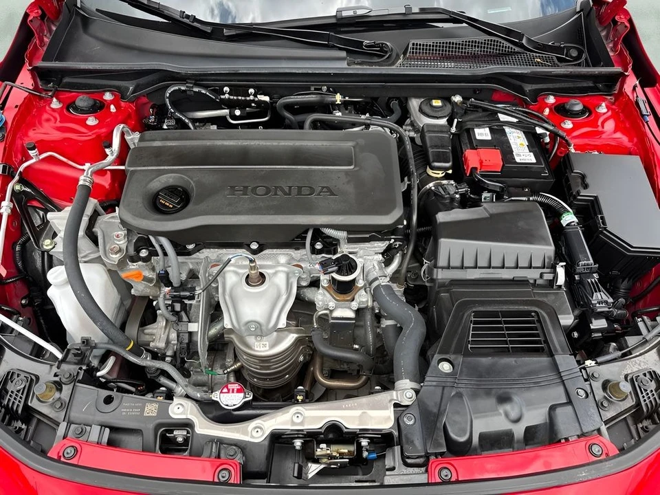 2025 Honda Civic 11th Gen - Image 24 of 30