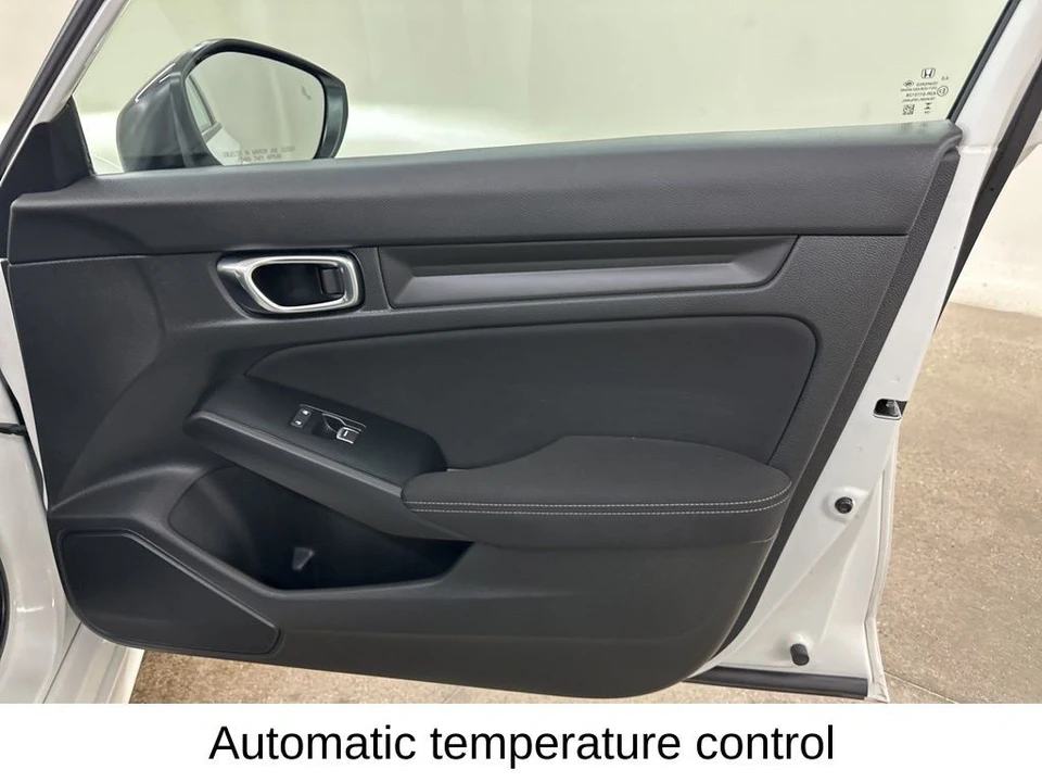 2025 Honda Civic 11th Gen - Image 20 of 21