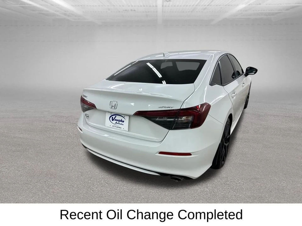 2025 Honda Civic 11th Gen - Image 12 of 21