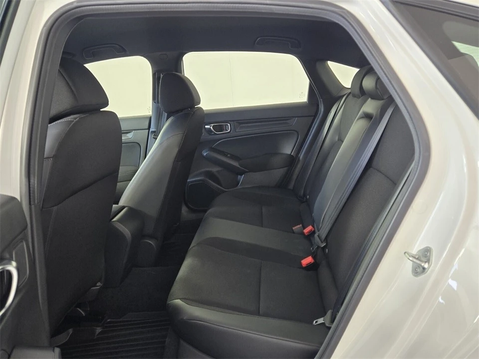 2025 Honda Civic 11th Gen - Image 8 of 21