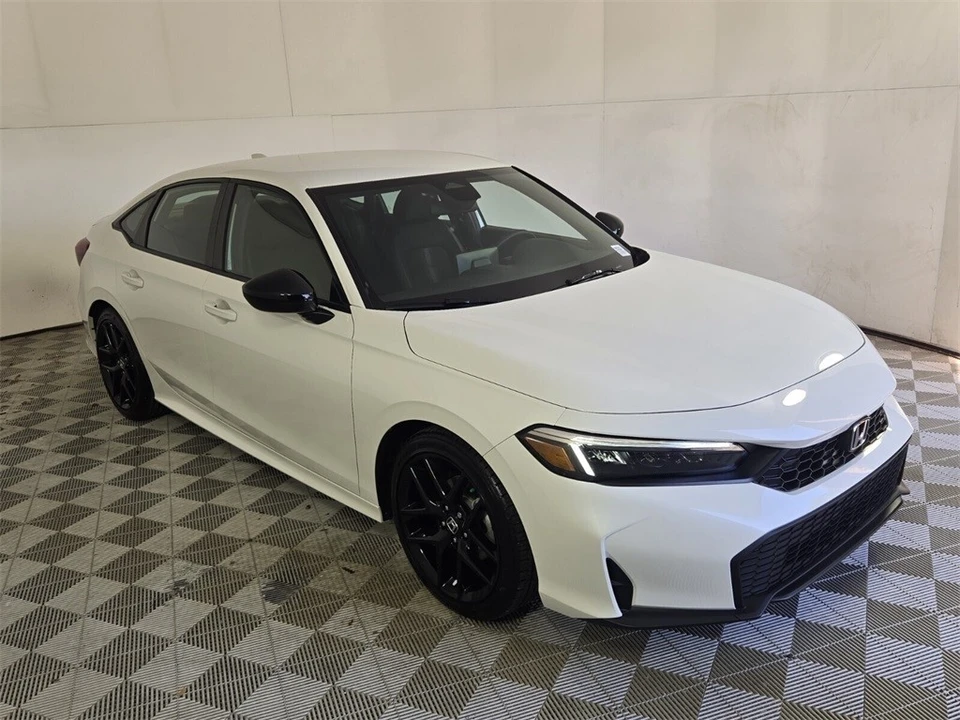 2025 Honda Civic 11th Gen - Image 2 of 21