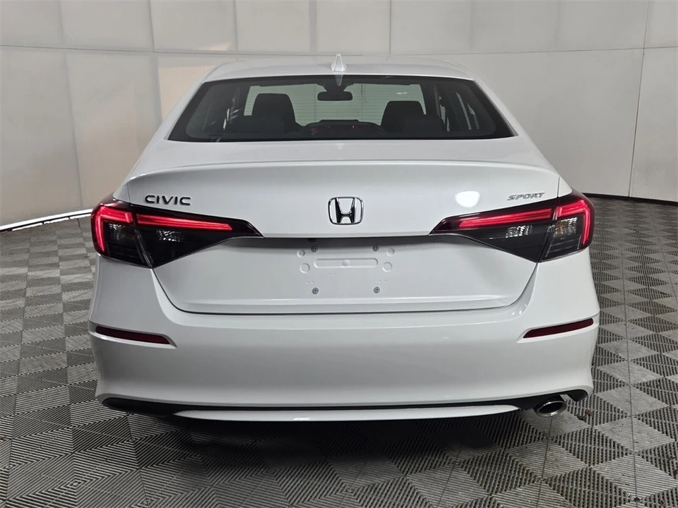 2025 Honda Civic 11th Gen - Image 11 of 21
