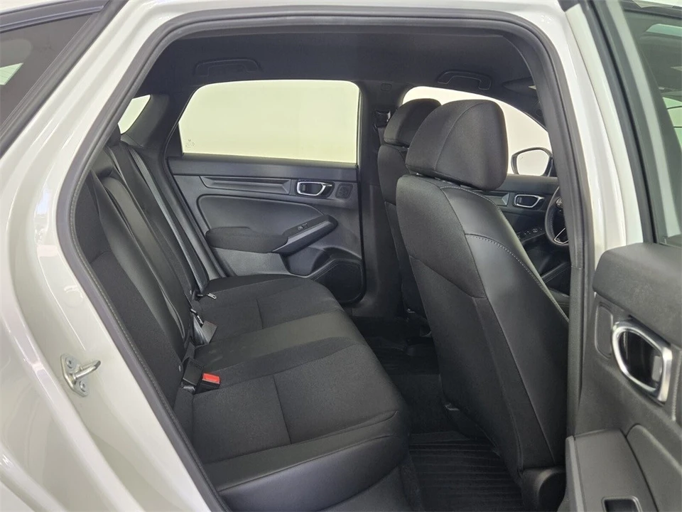 2025 Honda Civic 11th Gen - Image 16 of 21
