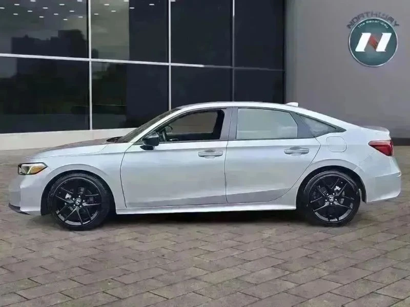 2025 Honda Civic 11th Gen - Image 2 of 12