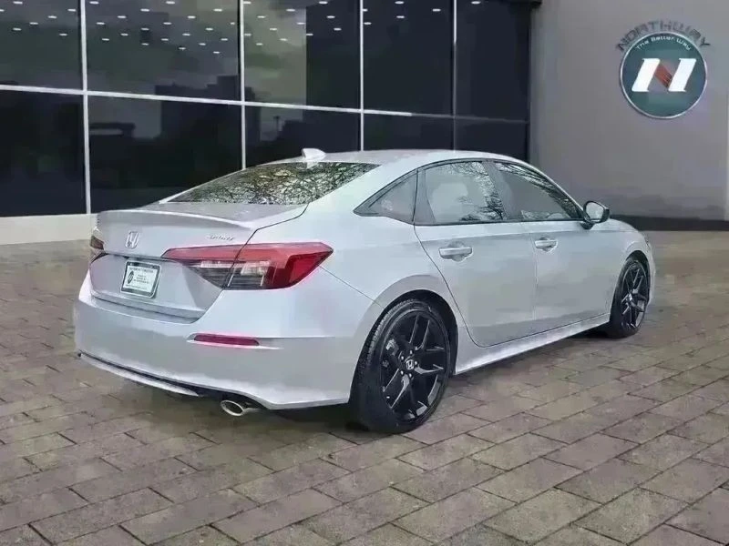 2025 Honda Civic 11th Gen - Image 5 of 12