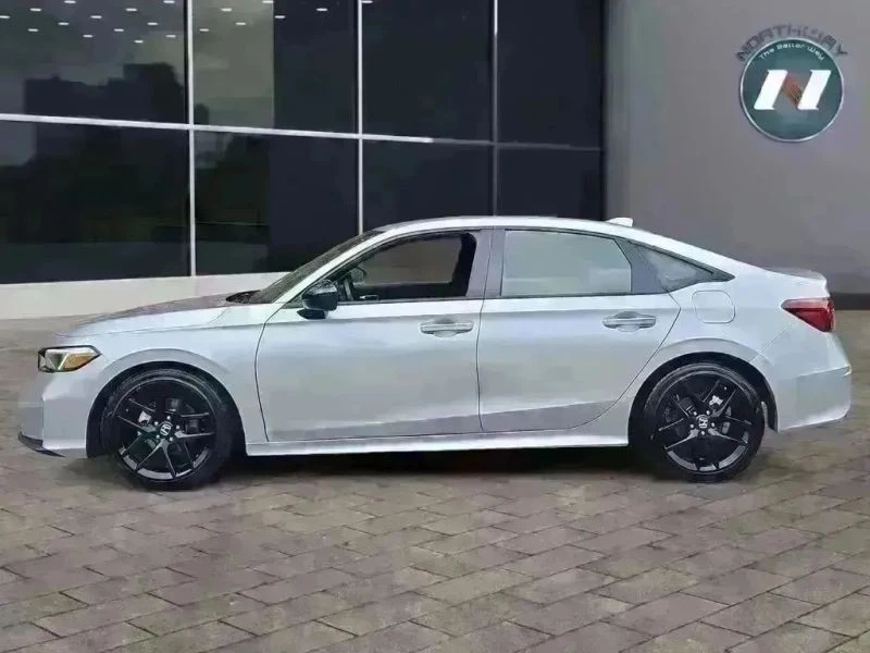 2025 Honda Civic 11th Gen - Image 2 of 12