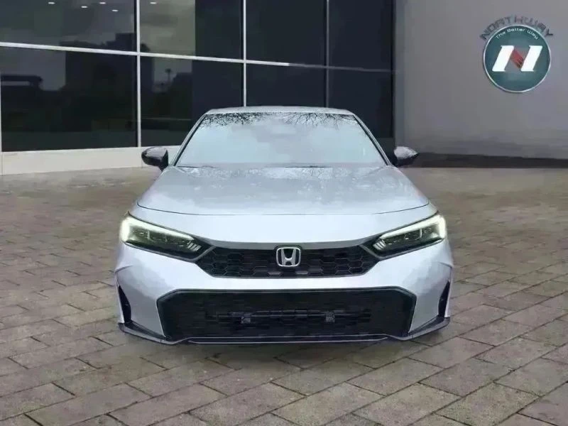 2025 Honda Civic 11th Gen - Image 8 of 12
