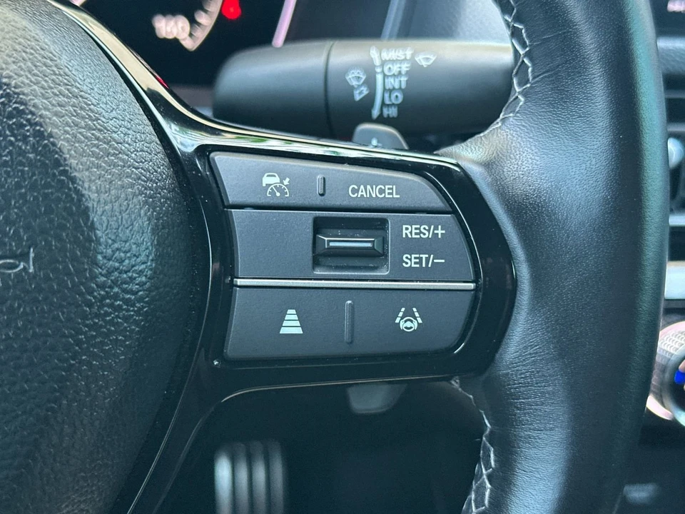 2025 Honda Civic 11th Gen - Image 25 of 31