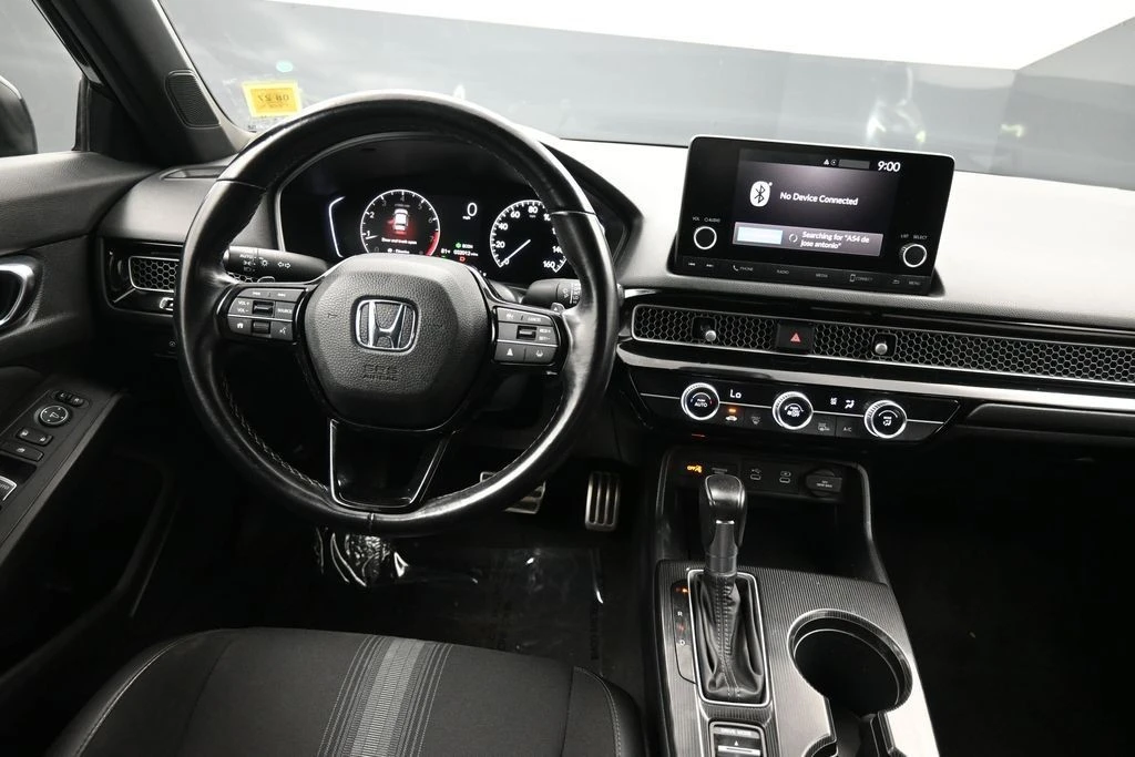 2025 Honda Civic 11th Gen - Image 19 of 31