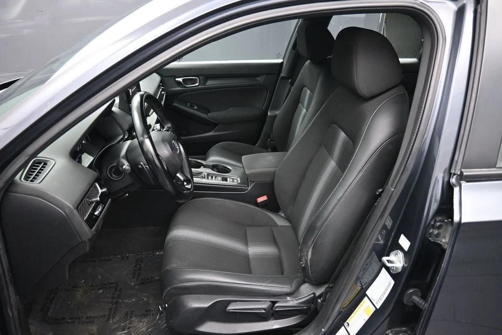 2025 Honda Civic 11th Gen - Image 18 of 31