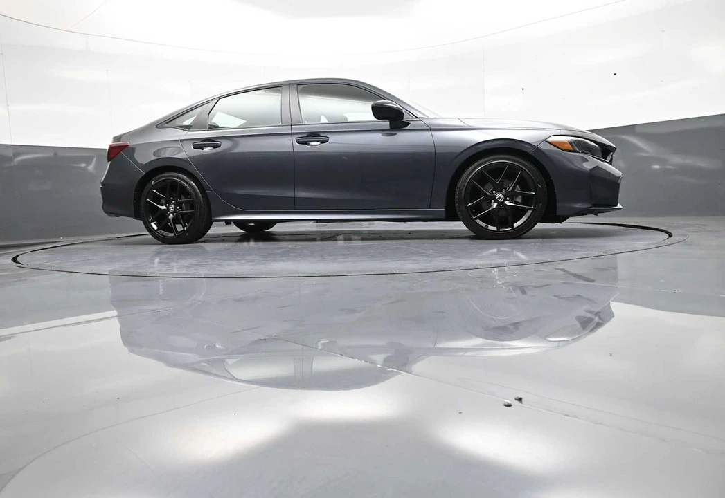 2025 Honda Civic 11th Gen - Image 28 of 31