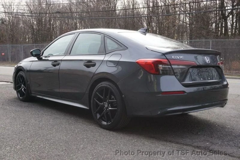 2025 Honda Civic 11th Gen - Image 5 of 12