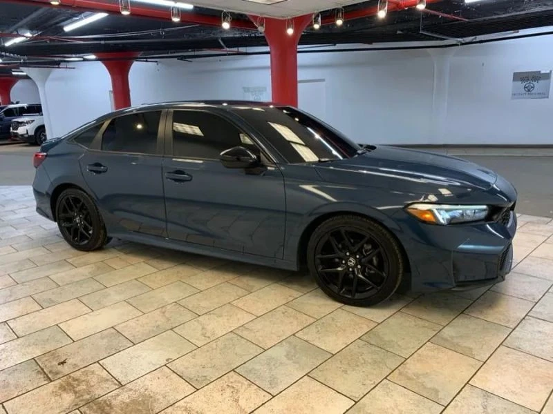 2025 Honda Civic 11th Gen - Image 9 of 12