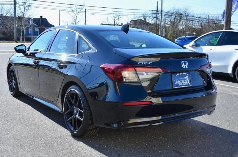 2025 Honda Civic 11th Gen - Image 7 of 12