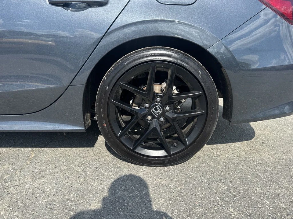 2025 Honda Civic 11th Gen - Image 27 of 31