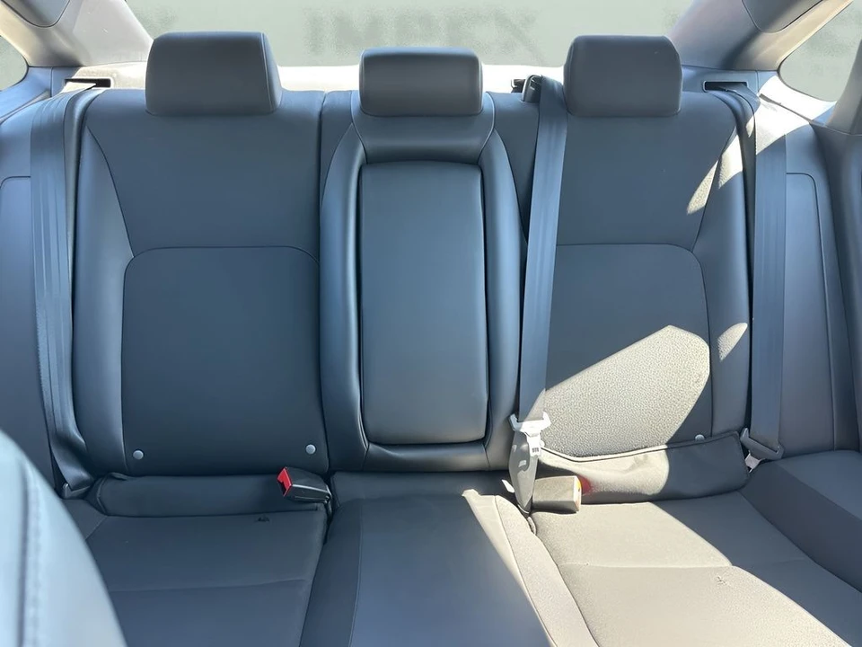 2025 Honda Civic 11th Gen - Image 10 of 12