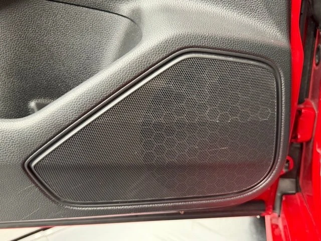 2025 Honda Civic 11th Gen - Image 19 of 21