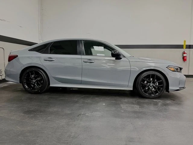 2025 Honda Civic 11th Gen - Image 5 of 21