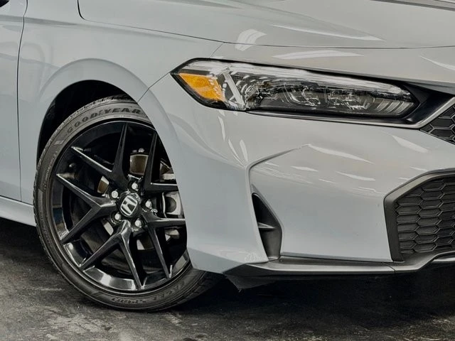 2025 Honda Civic 11th Gen - Image 4 of 21