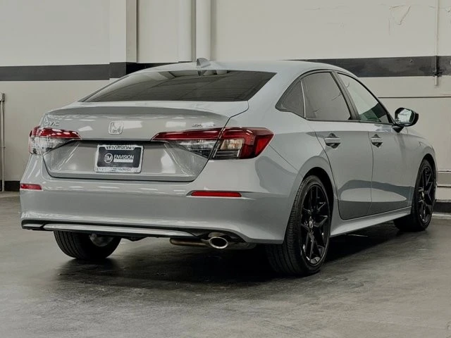 2025 Honda Civic 11th Gen - Image 12 of 21