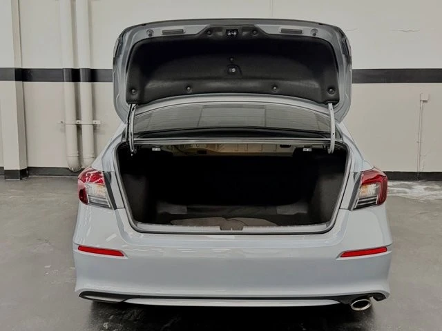 2025 Honda Civic 11th Gen - Image 15 of 21